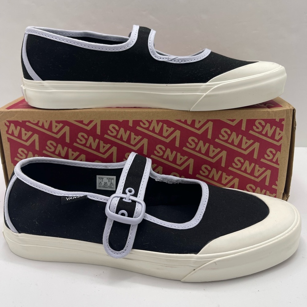 Vans WMNS Mary Jane VN000CRRBMA Buckle Sandals Sneakers